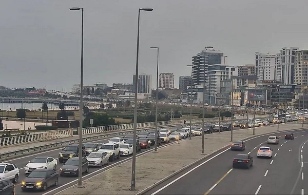 Paytaxtda sıxlıq olan küçələrin siyahısı