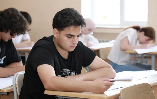 II və III ixtisas qrupları üzrə qəbul imtahanı keçirilib