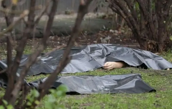 İmişlidə müəmmalı ölüm: 15 yaşlı qızın meyiti yarımtikilidə tapıldı