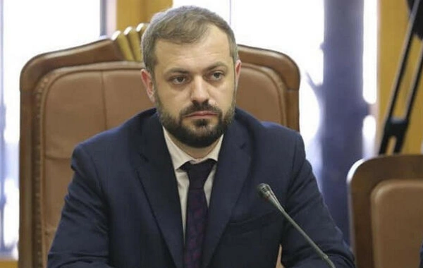 Ermənistanlı nazir: Azərbaycan vasitəsilə gətirilmiş buğdadan hazırlanan çörəyi ilk dadmağa hazıram