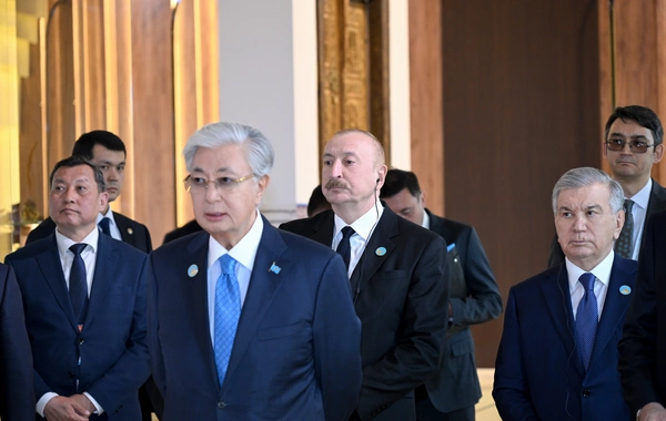 Prezident İlham Əliyev və TDT-nin qeyri-rəsmi Zirvə görüşünün digər iştirakçıları Türküstanda bir sıra mədəni məkanlarla tanış olublar