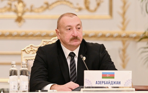 Ильхам Алиев выступил на заседании Совета глав государств СНГ в узком составе в Душанбе