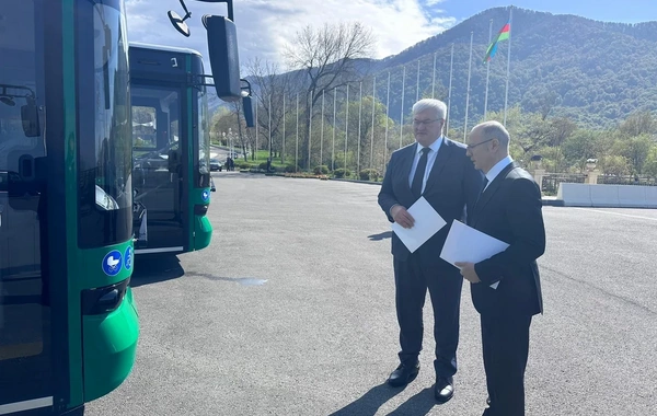 Azərbaycan Ukraynaya humanitar yardım olaraq beş avtobus göndərib