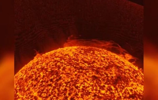 Günəşdən nəhəng ölçüdə protuberans ayrıldı - ANBAAN VİDEO