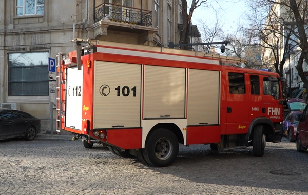 "Fəvvarələr meydanı"nda TƏLİM - Yanğınsöndürən maşınlar sərbəst hərəkət edə bilmədi