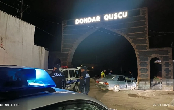 Tovuzda avtomobil divara çırpılıb, üç nəfər xəsarət alıb