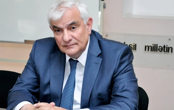 Kamal Abdulla niyə qadın evdə otursa, daha yaxşıdır dedi?