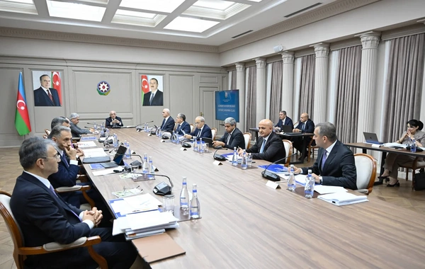 İqtisadi Şuranın iclası keçirilib