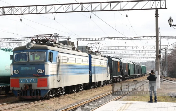 Azərbaycandan keçməklə Ermənistana göndərilən Rusiya taxılı Biləcəridən yola salınıb