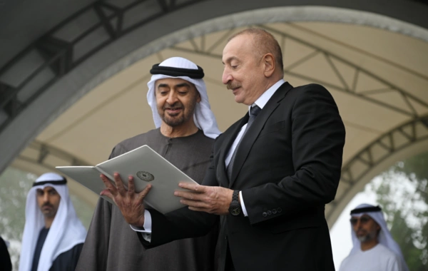 İlham Əliyev Şeyx Məhəmməd bin Zayed Al Nəhyana Qarabağ atı hədiyyə edib