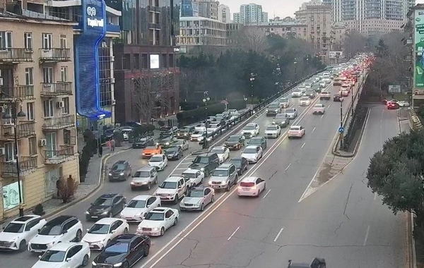 Paytaxtda sıxlıq olan küçələrin siyahısı