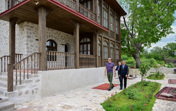 Prezident İlham Əliyev Şuşada "Yasəmən" hotelinin yeni korpusları ilə tanış olub