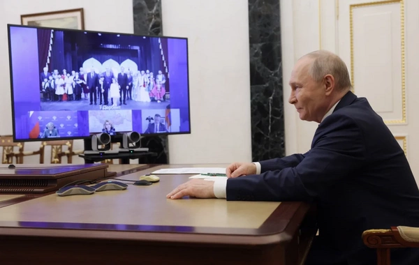 Putin: Bakı və Dərbənddəki teatrlar mədəniyyətlər arasında körpüdür