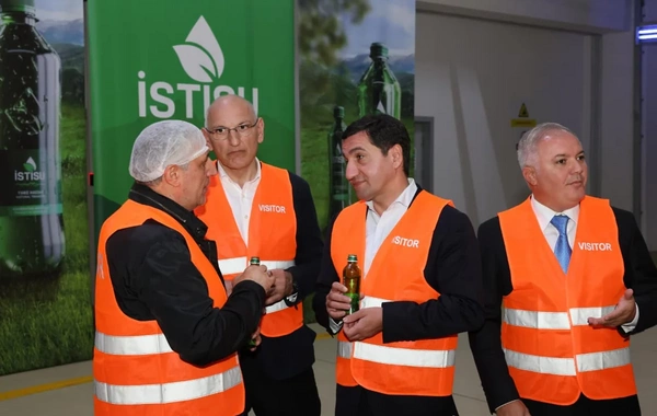 İlham Əliyev və Məsud Pezeşkianın İstisu içmək ənənəsini Hikmət Hacıyev İran səfiri ilə Kəlbəcərdə davam etdirib