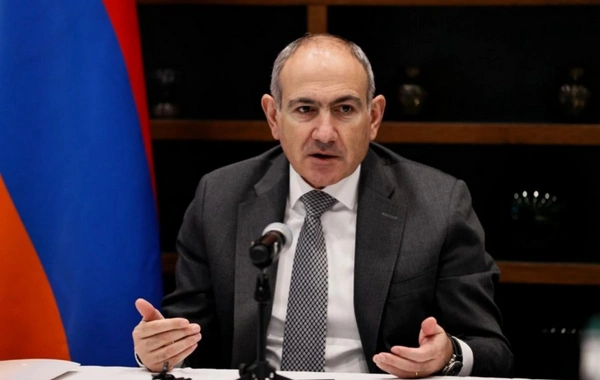 Nikol Paşinyan Ağ Evdə mətbuata bəyanatla çıxış edib