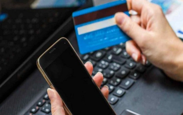 Tapdığı bank kartı ilə onlayn alış-veriş edən şəxs saxlanıldı
