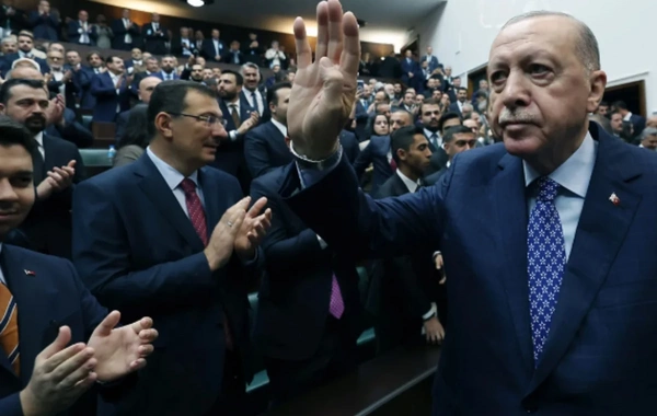 Ərdoğanın geyimindəki gizli mesaj