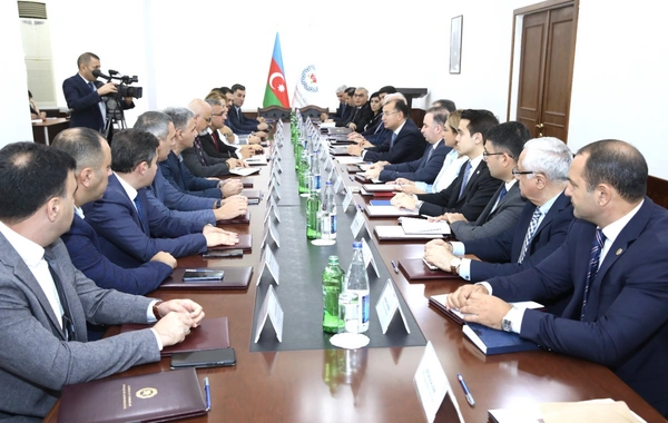 AHİK ilə Mediasiya Şurası arasında birgə əməkdaşlığa dair memorandum imzalanıb