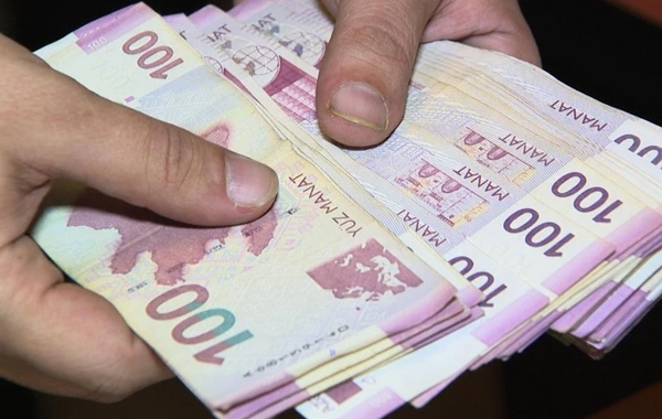 Bakıda orta əməkhaqqı 1 400 manata yaxınlaşır
