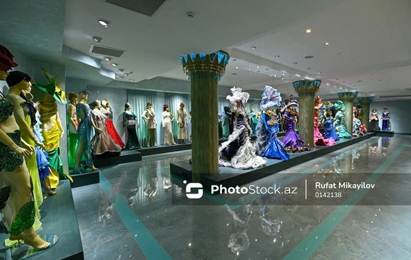 Azərbaycanın ilk moda muzeyində göz oxşayan, fərqli nümunələr