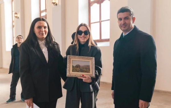 Alyona Əliyeva Müqəddəs İohann lüteran kilsəsindən paylaşım edib