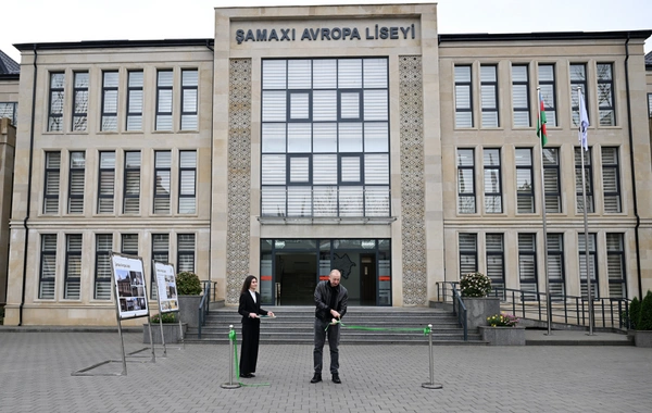 Prezident İlham Əliyev Şamaxı Avropa liseyinin yeni binasının açılışında iştirak edib
