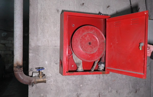 FHN təlim etmək istədi - Yanlış park edilən maşınlara görə yanğın avtomobilləri hərəkət edə bilmədi