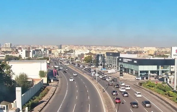 Paytaxtda 18 istiqamətdə sıxlıq var