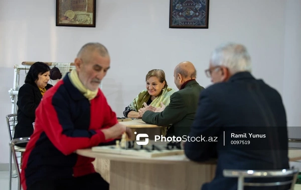 Пожилые в Азербайджане: дома престарелых – позор или поддержка?