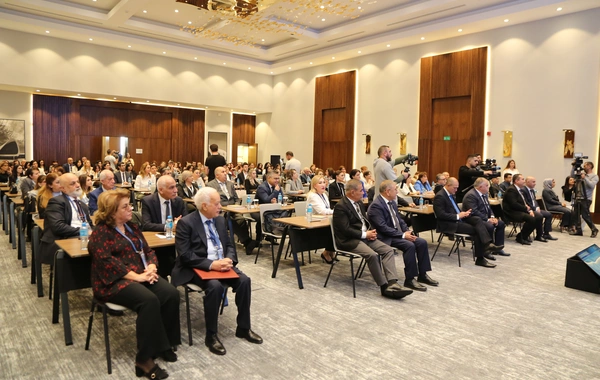 Bakıda Azərbaycan səhiyyəsi üçün önəmli tədbir keçirilib