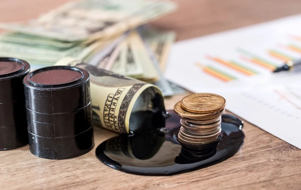 Brent neftinin qiyməti 109 dolları ötüb, WTI 5%-dən çox bahalaşıb