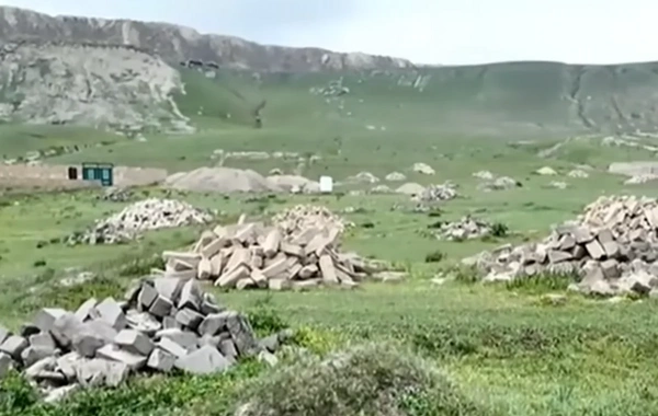 Abşeronda ucuz torpaq tələsi: Qanunsuz evlər artır