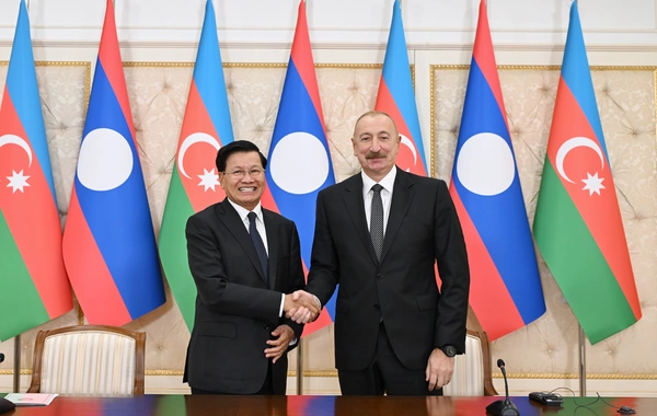 Azərbaycan və Laos prezidentləri mətbuata bəyanatlarla çıxış ediblər