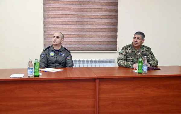 Zakir Həsənov hava hücumundan müdafiə bölmələrinin fəaliyyətini yoxlayıb