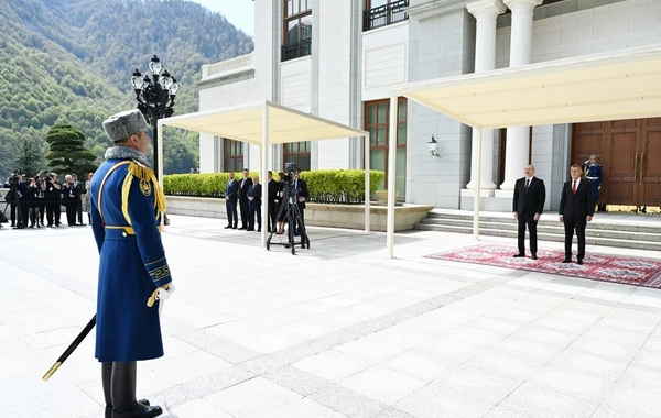 Qəbələdə Çexiyanın Baş naziri Andrey Babişin rəsmi qarşılanma mərasimi olub