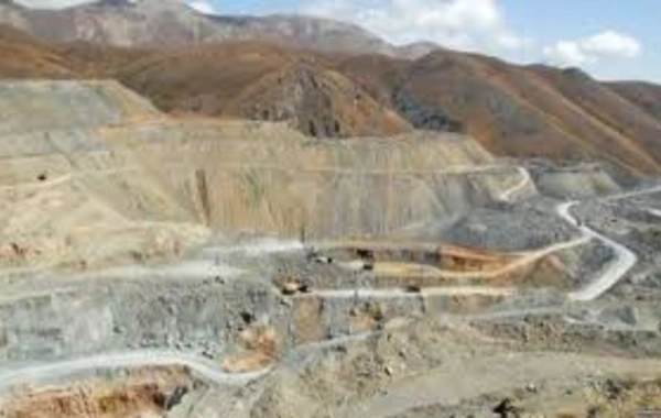 Yerin təki haqqında qanuna dəyişikliklər təsdiqlənib