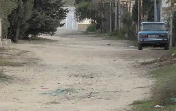 Nə taksi gəlir, nə təcili yardım - Maştağa sakinlərinin 40 ildir bitməyən yol problemi