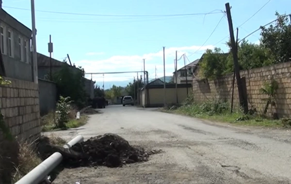 Qubada elektrik xətti PROBLEMİ: "Kiminsə evi yansa, necə olacaq?"