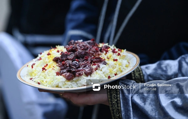 Kafe və restoranlarda yemək porsiyaları niyə azalır?
