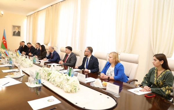 Ukrayna və Azərbaycan səhiyyə nazirləri saziş imzalayıb, əməkdaşlıq genişləndirilir Ukrayna və Azərbaycan səhiyyə nazirləri saziş imzalayıb, əməkdaşlıq genişləndirilir