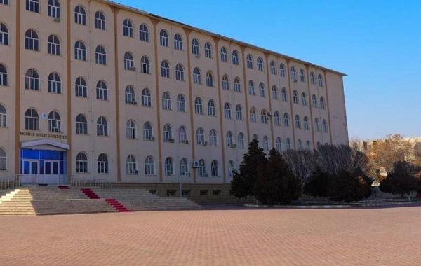 Naxçıvan Dövlət Universitetində dekan müavini tələbələrə qarşı zorakılıq edib? - RƏSMİ MÜNASİBƏT