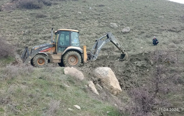 Qubanın daha bir kəndində TORPAQ SÜRÜŞMƏSİ - Evlər təhlükə altında