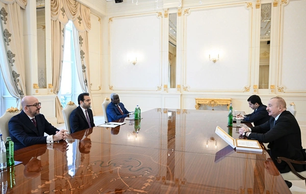 İlham Əliyev "Zayed İnsan Qardaşlığı Mükafatı" ilə bağlı nümayəndə heyətini qəbul edib