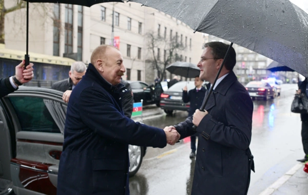 Azərbaycan Prezidenti Belqradda Ümummilli Lider Heydər Əliyevin abidəsini ziyarət edib