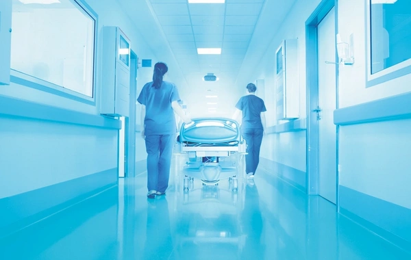 Ağcabədidə bir neçə gün əvvəl çoxsaylı bıçaq yarası alan uşağın vəziyyəti açıqlanıb