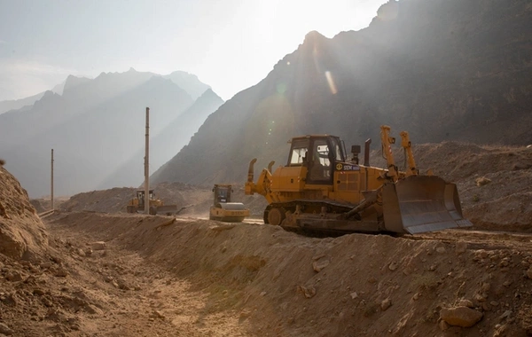 Zəngəzur dəhlizinin Naxçıvandan keçən hissəsində dəmir yolu tikintisindən SON GÖRÜNTÜLƏR