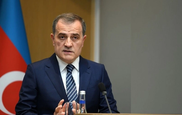 Джейхун Байрамов отбыл с рабочим визитом в Таиланд