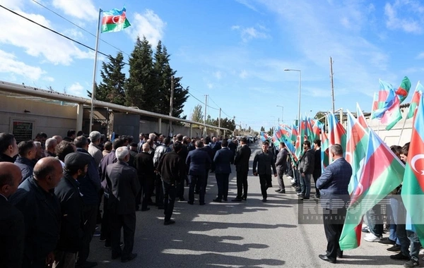 İtkin-şəhid Mikayıl Əliyevin nəşinin qalıqları dəfn edilib İtkin-şəhid Mikayıl Əliyevin nəşinin qalıqları dəfn edilib