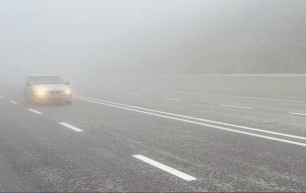 Qatı duman Muğanlı-İsmayıllı yolunda sürücülərə çətinlik yaratdı