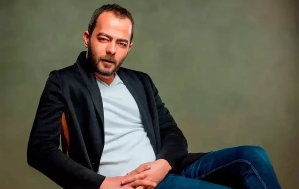 "Kurtlar Vadisi"nin aktyoru aparıcı ilə evləndi